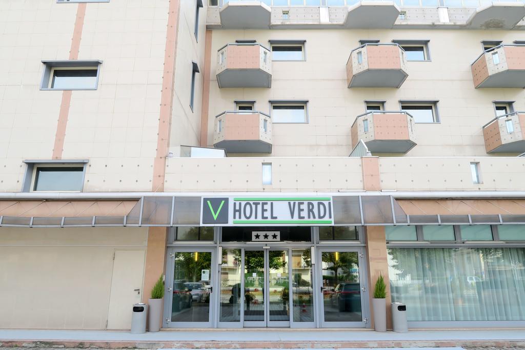 Hotel Verdi Виченца Экстерьер фото